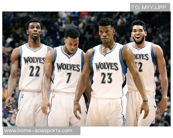 戴维森对决历史巨星展现篮球魅力与激情的巅峰对抗 戴维森对决历史巨星展现篮球魅力与激情的巅峰对抗